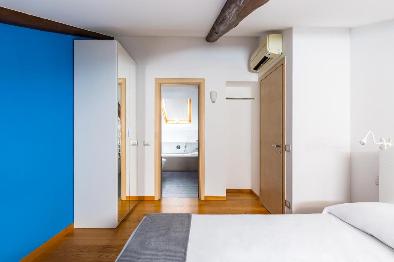 Attico Al Duomo By Napoliapartments Экстерьер фото