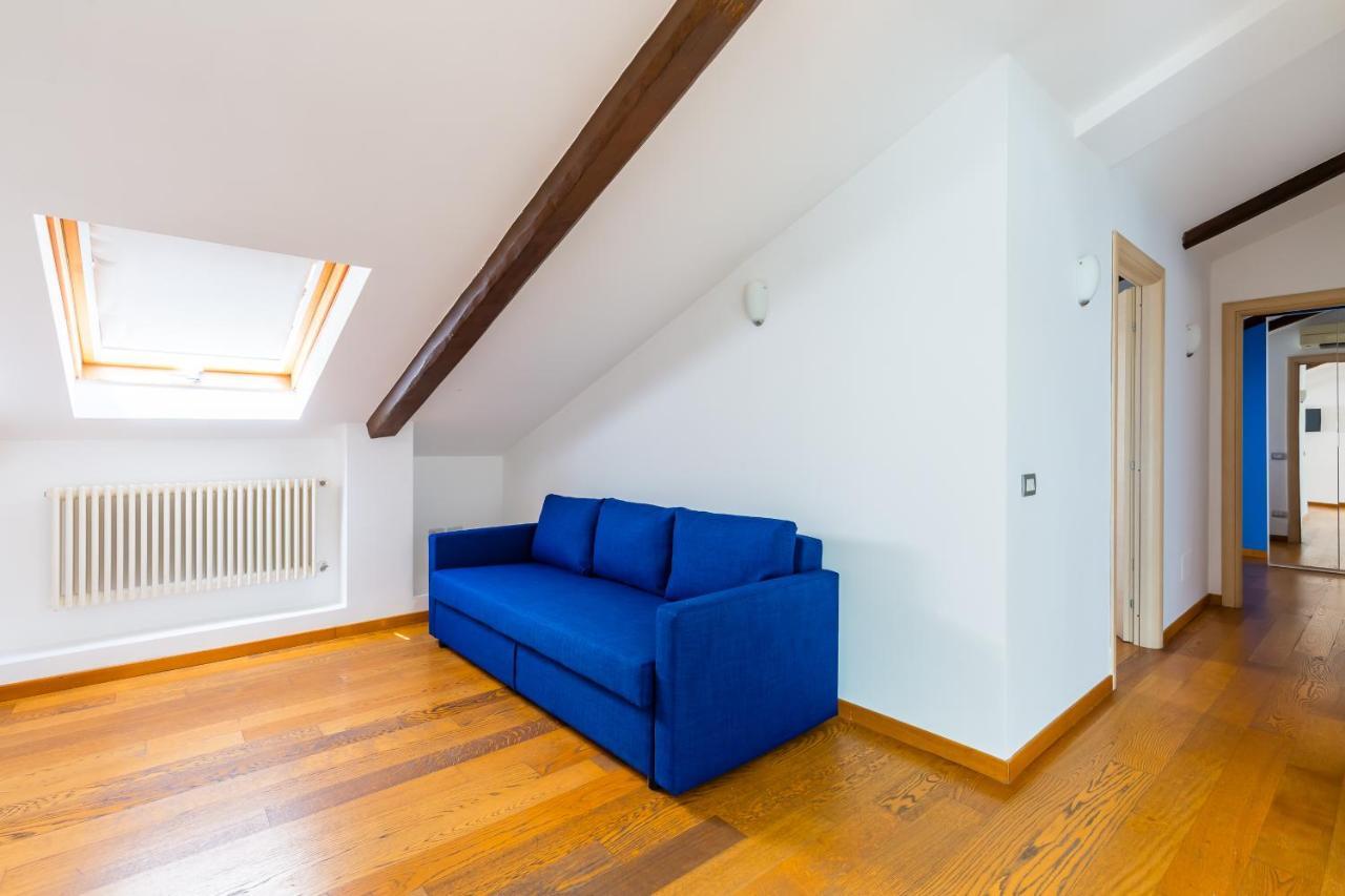 Attico Al Duomo By Napoliapartments Экстерьер фото