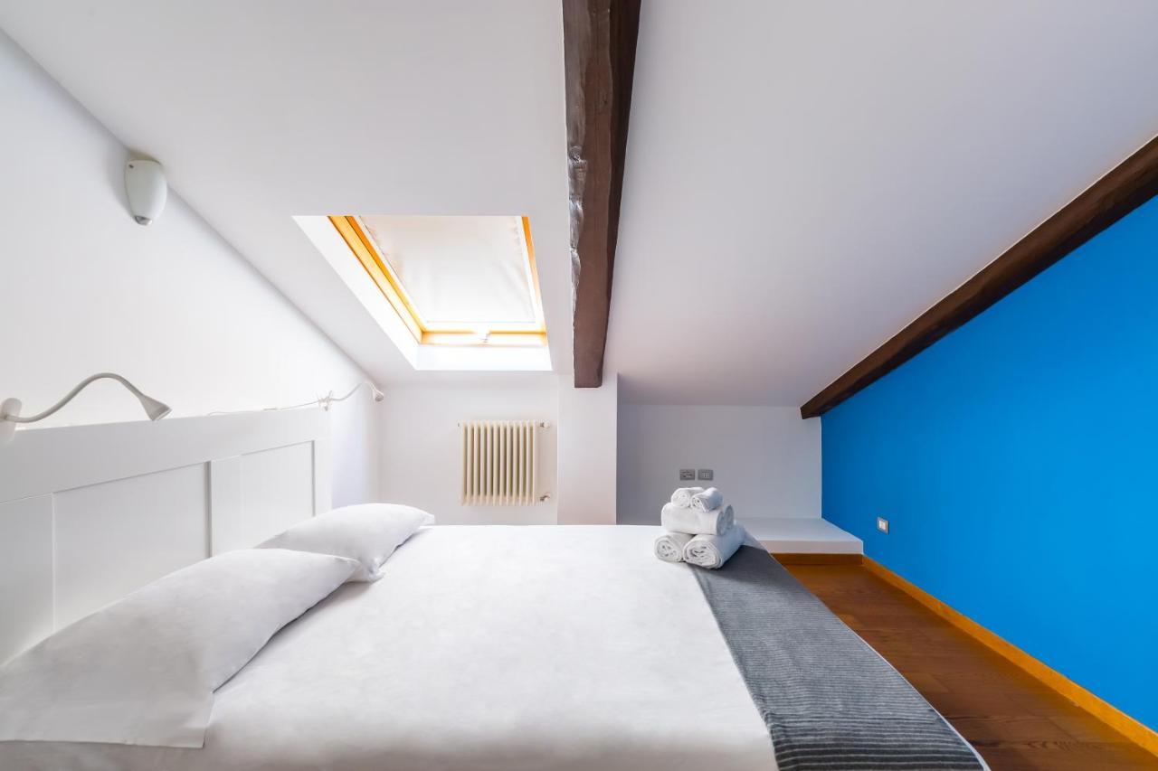 Attico Al Duomo By Napoliapartments Экстерьер фото